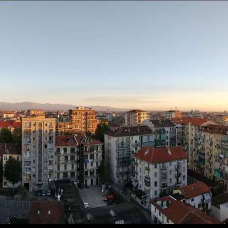 Amazing Apartment With View Near Metro Turijn Buitenkant foto